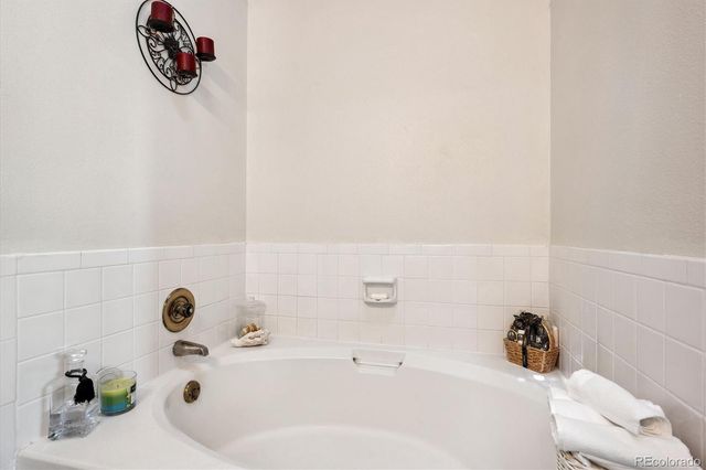 7705 S Hill Drive, Littleton, CO 80120