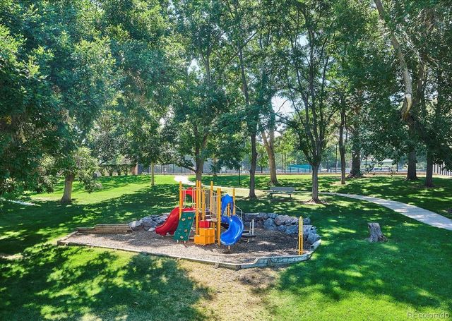 7705 S Hill Drive, Littleton, CO 80120