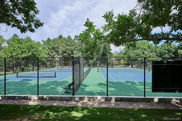 7705 S Hill Drive, Littleton, CO 80120