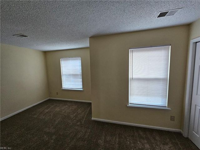5230 Westhaven CRES, Virginia Beach, VA 23464