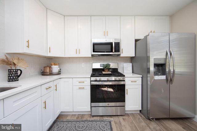 405 E MELROSE AVE, Westmont, NJ 08108