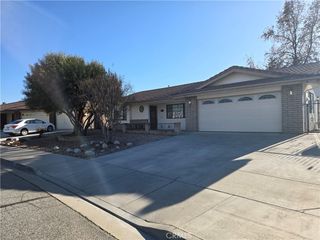 727 Chardonnay Place, Hemet, CA 92544