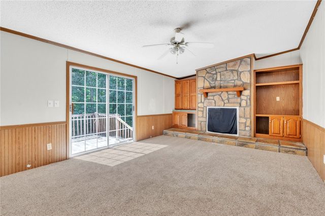 121 Breezewood Drive, Westminster, SC 29693