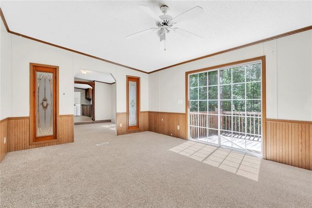 121 Breezewood Drive, Westminster, SC 29693