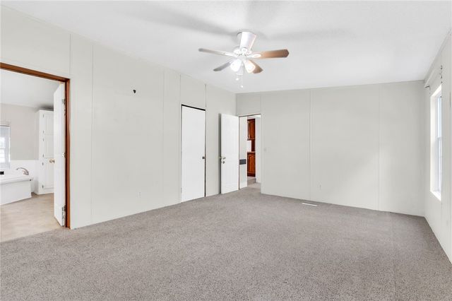 121 Breezewood Drive, Westminster, SC 29693