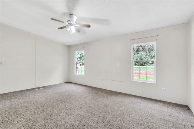 121 Breezewood Drive, Westminster, SC 29693