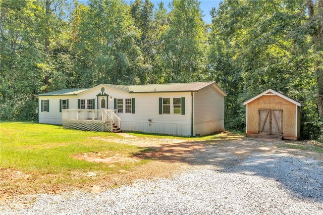 121 Breezewood Drive, Westminster, SC 29693