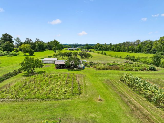 475 Edwards Rd, Lebanon, TN 37090