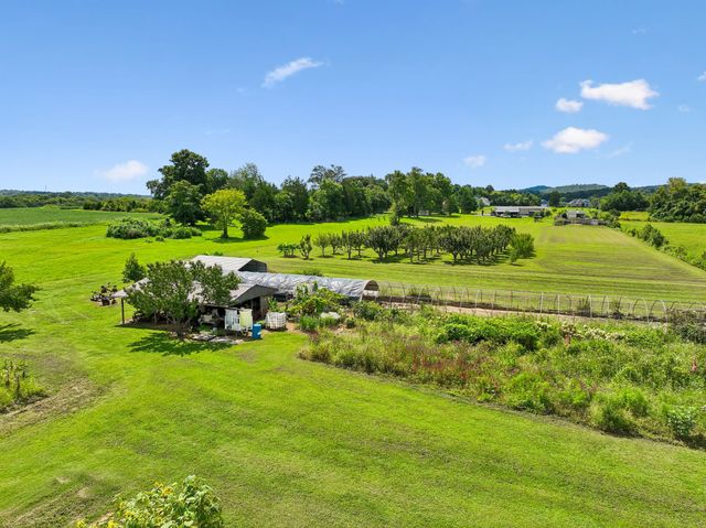 475 Edwards Rd, Lebanon, TN 37090