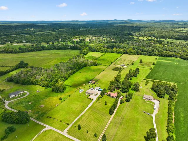 475 Edwards Rd, Lebanon, TN 37090