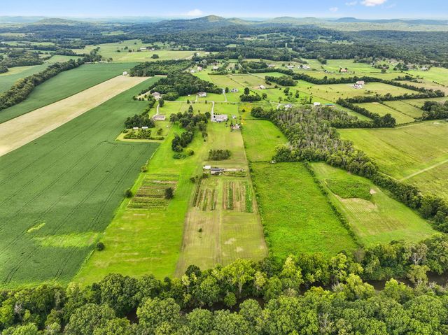 475 Edwards Rd, Lebanon, TN 37090