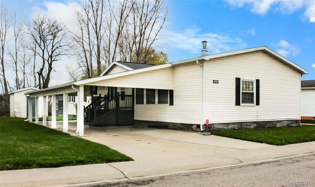 8138 Conover Drive, Augusta Charter Township, MI 48191