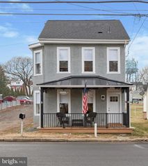 60 W SCHUYLKILL RD, Pottstown, PA 19465
