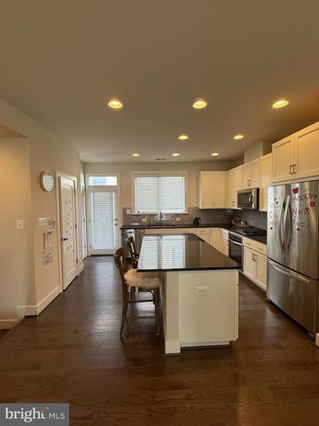 6611 EAMES WAY, Bethesda, MD 20817