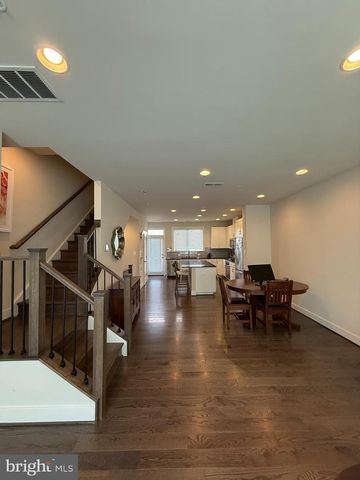 6611 EAMES WAY, Bethesda, MD 20817