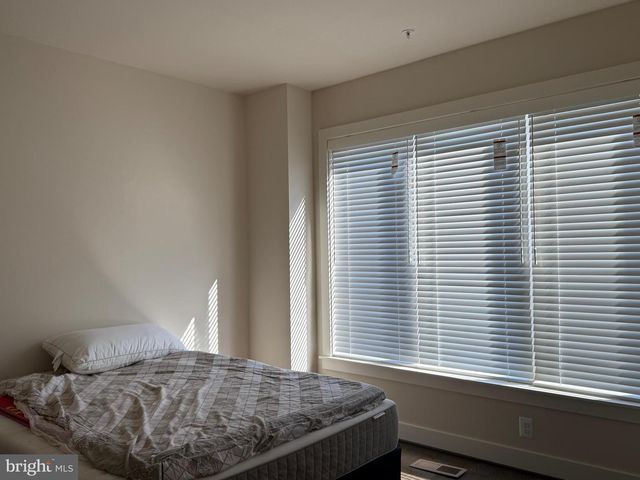 6611 EAMES WAY, Bethesda, MD 20817