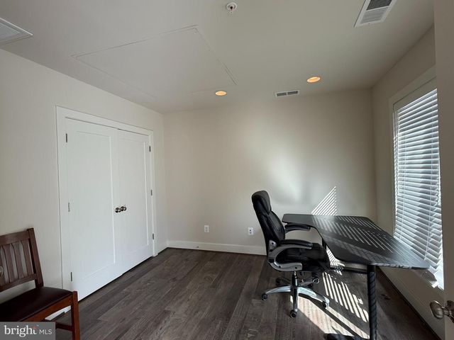 6611 EAMES WAY, Bethesda, MD 20817