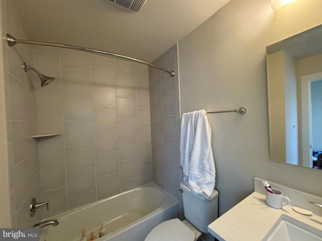 6611 EAMES WAY, Bethesda, MD 20817