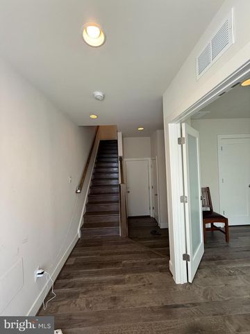 6611 EAMES WAY, Bethesda, MD 20817