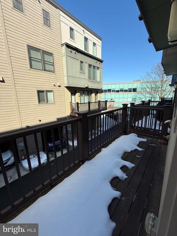 6611 EAMES WAY, Bethesda, MD 20817