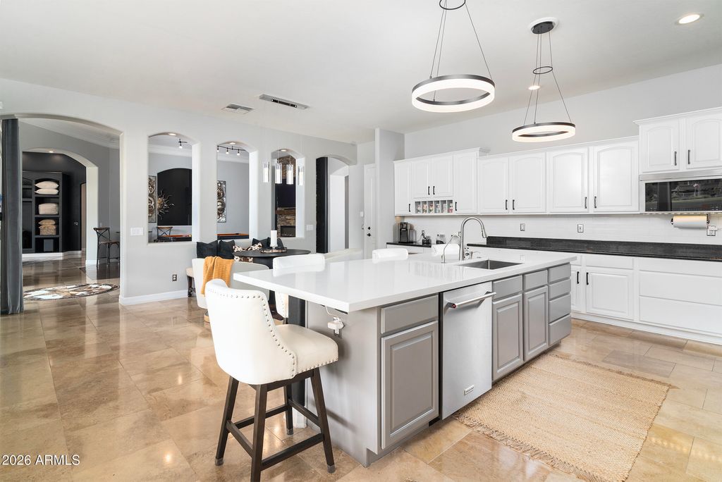 Image 15 of property listing at 9007 E CANYON CREEK Drive, Gold Canyon, AZ 85118