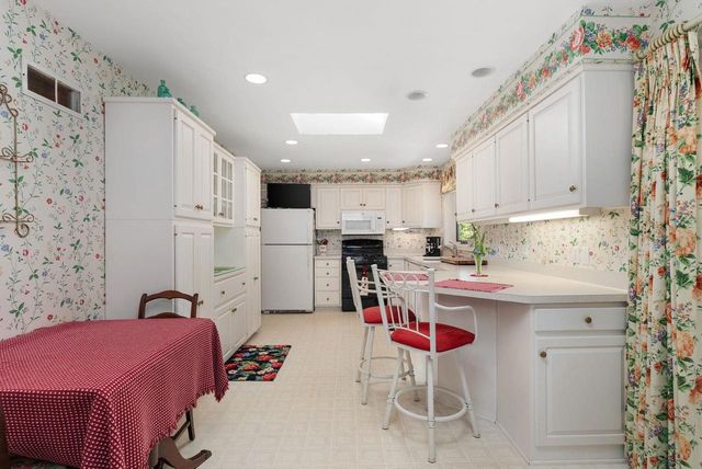 1305 Wyldhaven Avenue, Monona, WI 53716