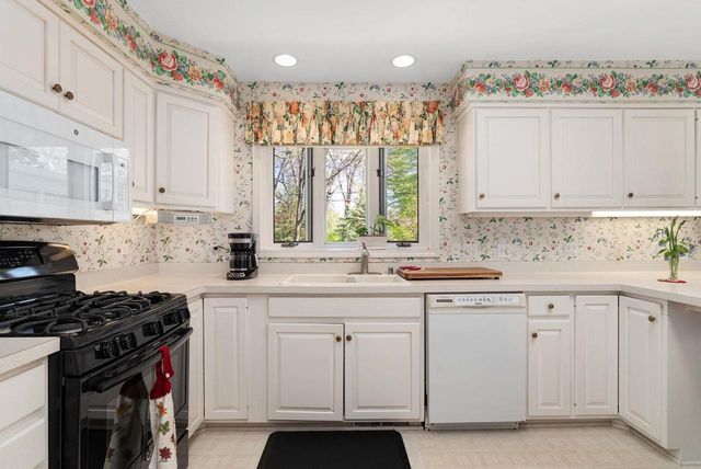 1305 Wyldhaven Avenue, Monona, WI 53716