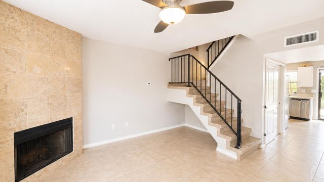 5704 E Aire Libre Avenue Unit 1043, Scottsdale, AZ 85254