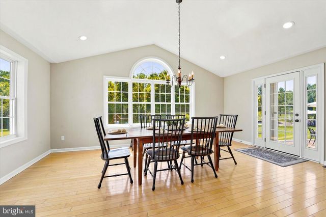 205 MAPLEWOOD DR, Phoenixville, PA 19460