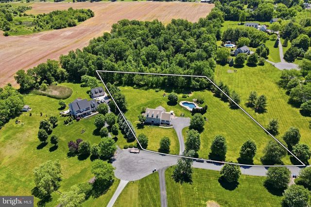 205 MAPLEWOOD DR, Phoenixville, PA 19460