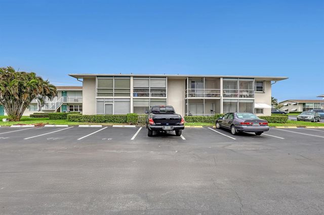 680 Horizon W, Boynton Beach, FL 33435
