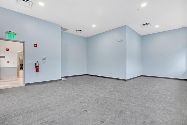 680 Horizon W, Boynton Beach, FL 33435
