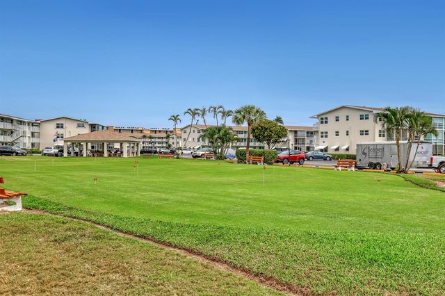 680 Horizon W, Boynton Beach, FL 33435