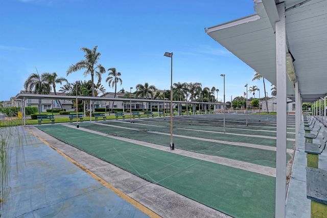 680 Horizon W, Boynton Beach, FL 33435