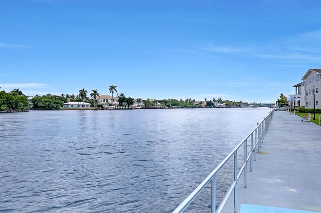 680 Horizon W, Boynton Beach, FL 33435