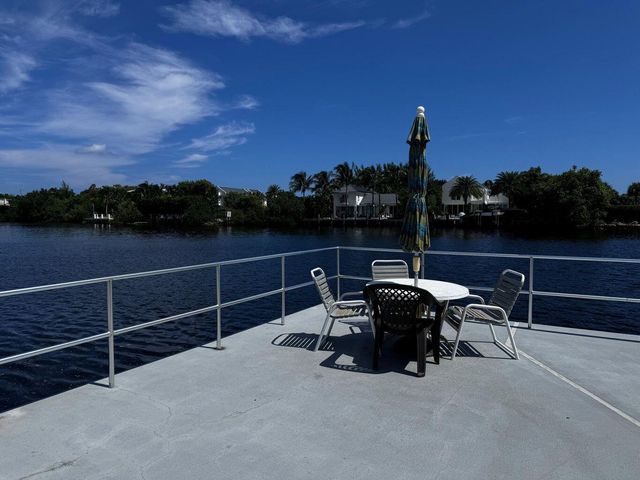 680 Horizon W, Boynton Beach, FL 33435