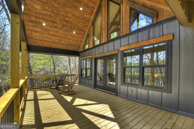 158 Spring Run Drive, Blue Ridge, GA 30513