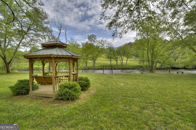 158 Spring Run Drive, Blue Ridge, GA 30513