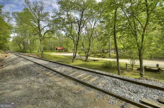 158 Spring Run Drive, Blue Ridge, GA 30513