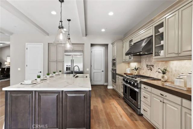 12 Spanish Moss, Irvine, CA 92602