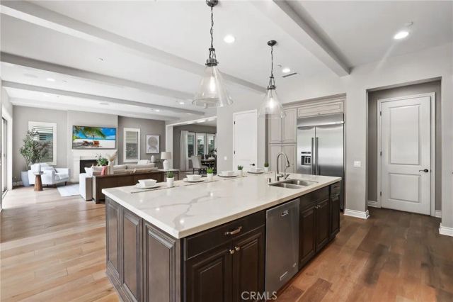 12 Spanish Moss, Irvine, CA 92602