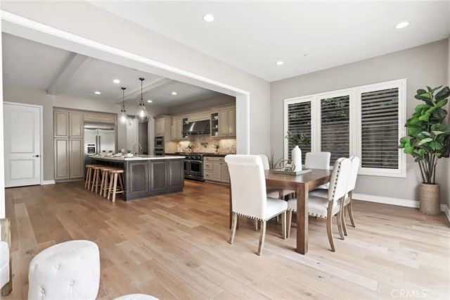 12 Spanish Moss, Irvine, CA 92602
