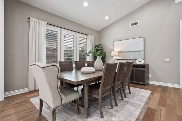 12 Spanish Moss, Irvine, CA 92602