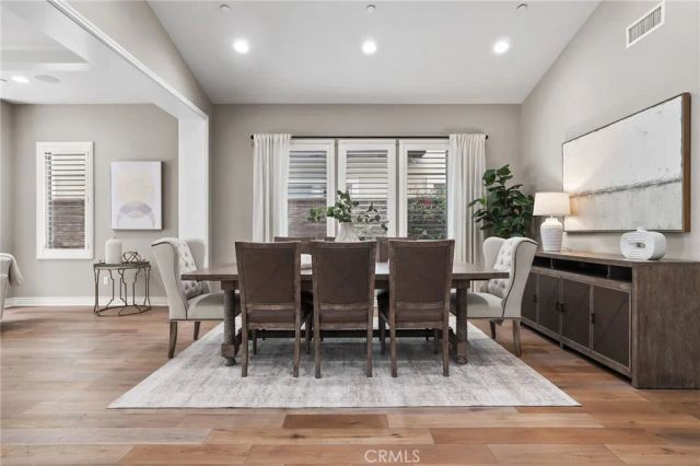 12 Spanish Moss, Irvine, CA 92602