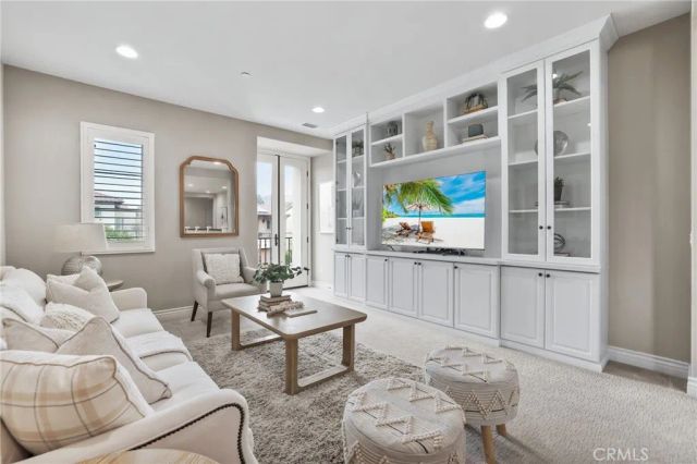 12 Spanish Moss, Irvine, CA 92602