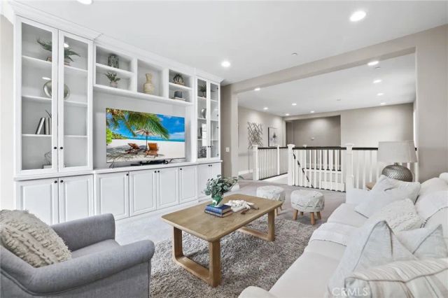 12 Spanish Moss, Irvine, CA 92602