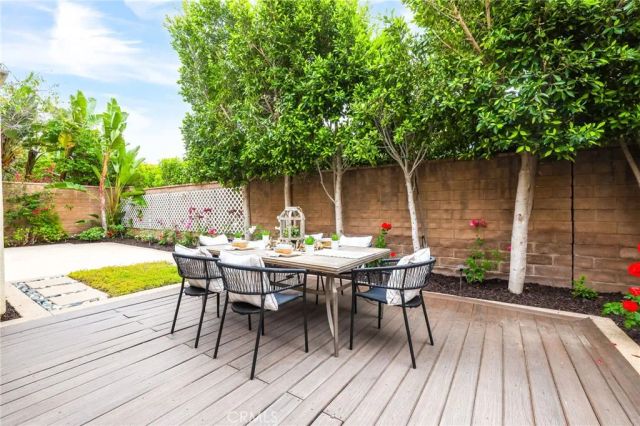 12 Spanish Moss, Irvine, CA 92602