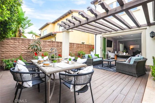 12 Spanish Moss, Irvine, CA 92602