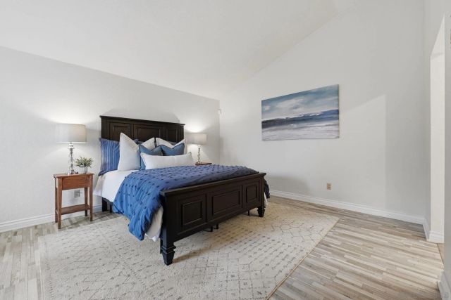 1998 Cambridge Ct, Vista, CA 92081