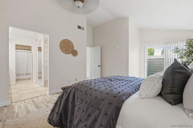 1998 Cambridge Ct, Vista, CA 92081